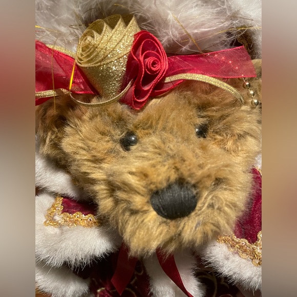 Vintage Dan Dee Collector’s Choice Holiday Bear Red.  16.5” Tall on Stand. - Picture 7 of 12